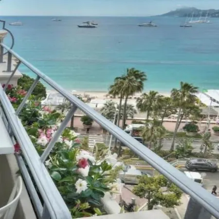 1 Bedroom - M6 Apartment Cannes